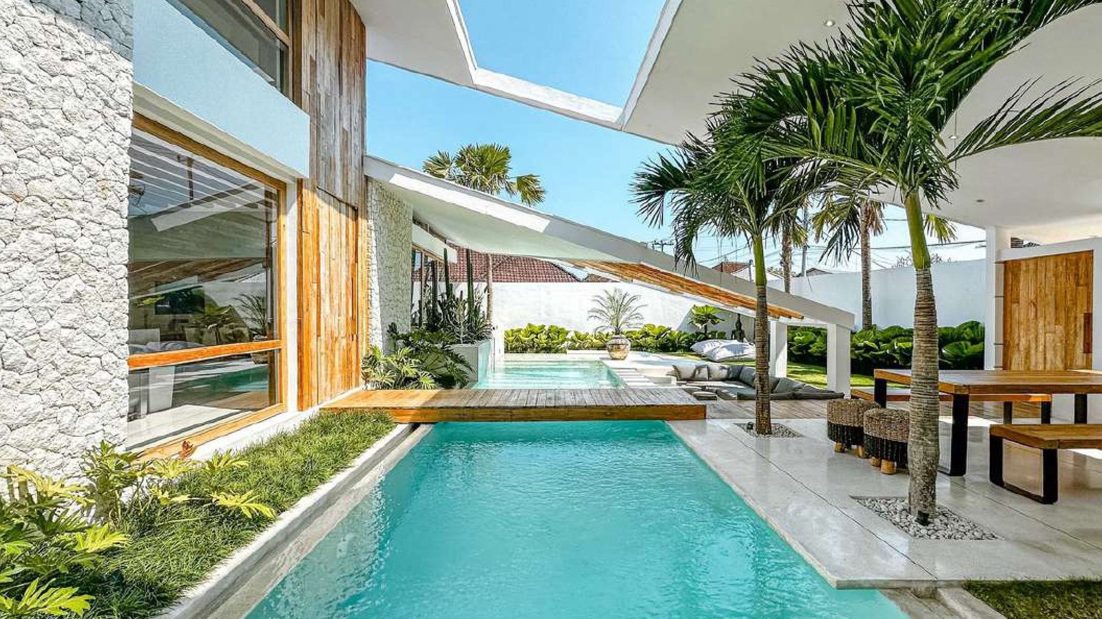 KHALIFA VILLA image 1